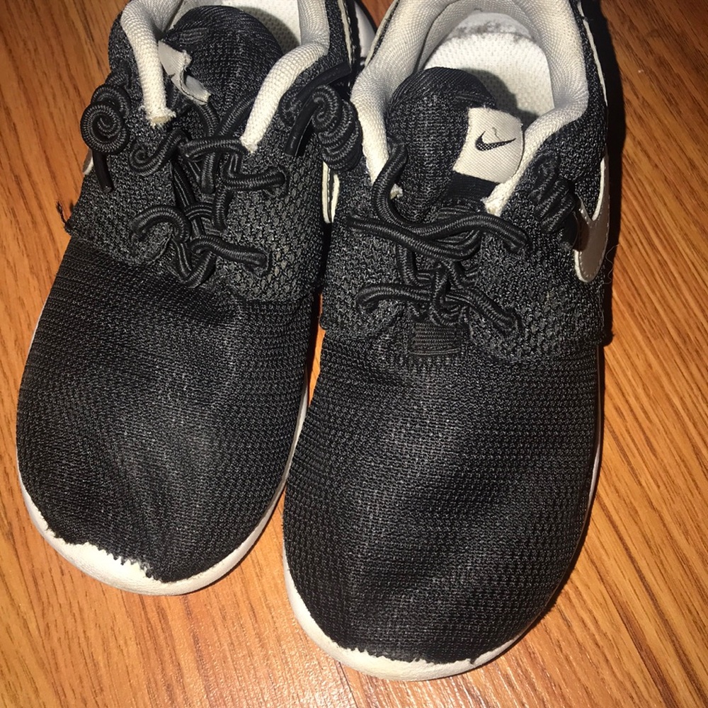 🐼NIKE ROSHE - Picture 3 of 7